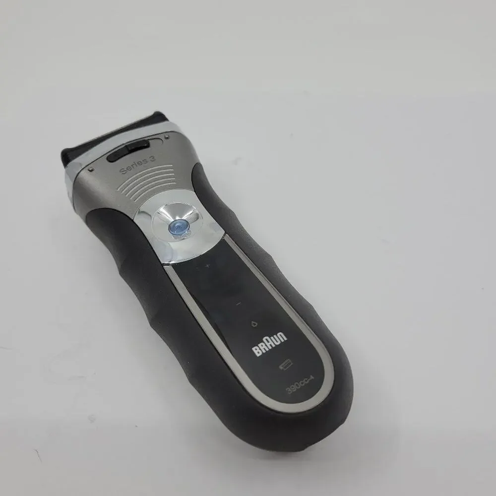 Braun Series 3 390cc-4 Cordless Rechargeable Mens Self-Cleaning Electric Shaver